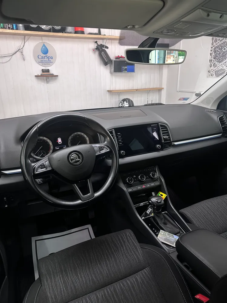 Czyszczenie środka i zewnątrz Premium
